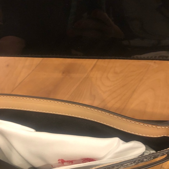 Exquisite coach bag NWT wow!! - Picture 5 of 7